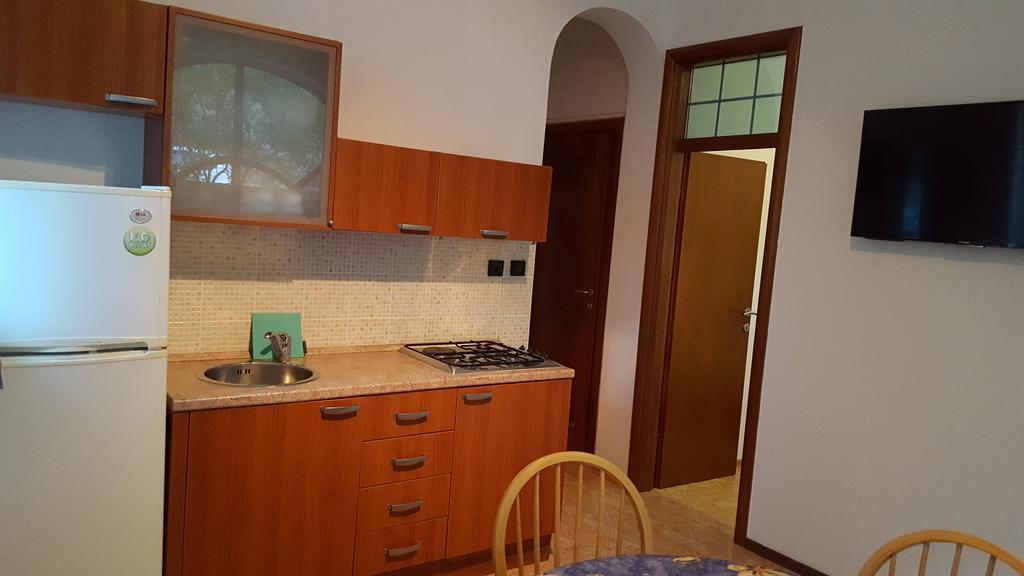 Apartments Vile Holiday Živogošće Buitenkant foto